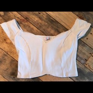 White fitted crop top